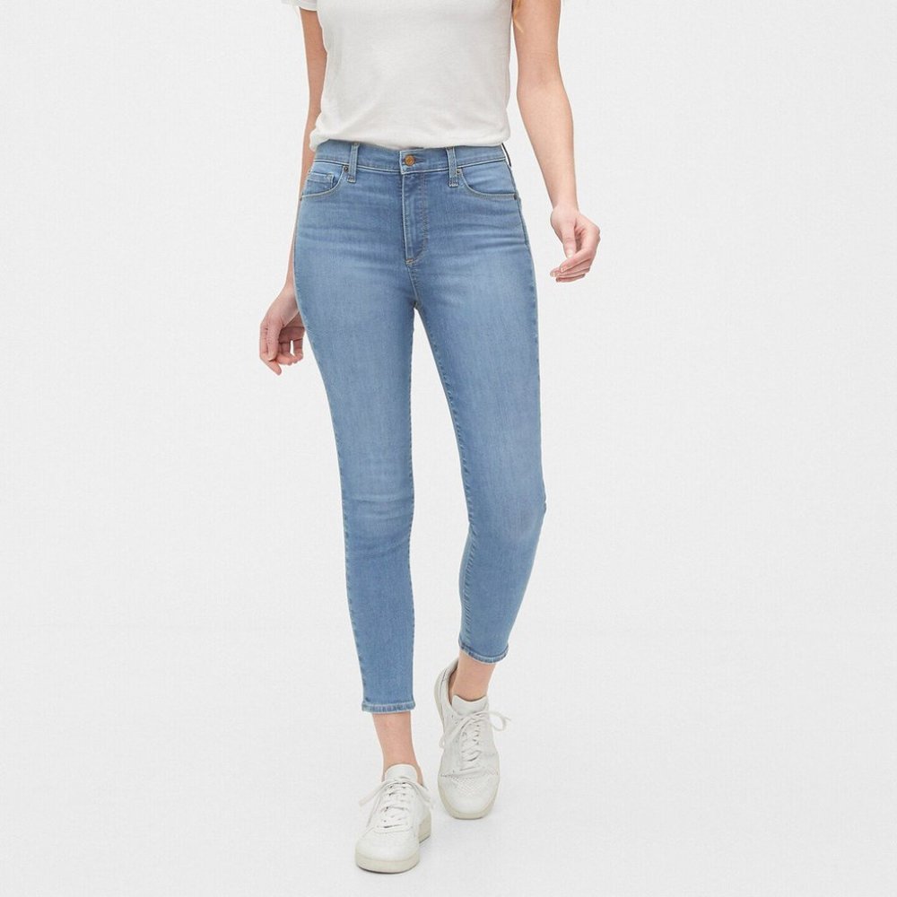 Gap High Rise True Skinny Ankle Jeans in Sculpt